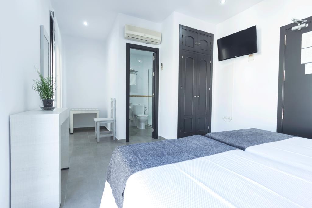 Hostal El Yunque Conil de la Frontera Szoba fotó