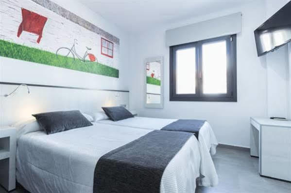 Hostal El Yunque Conil de la Frontera Kültér fotó