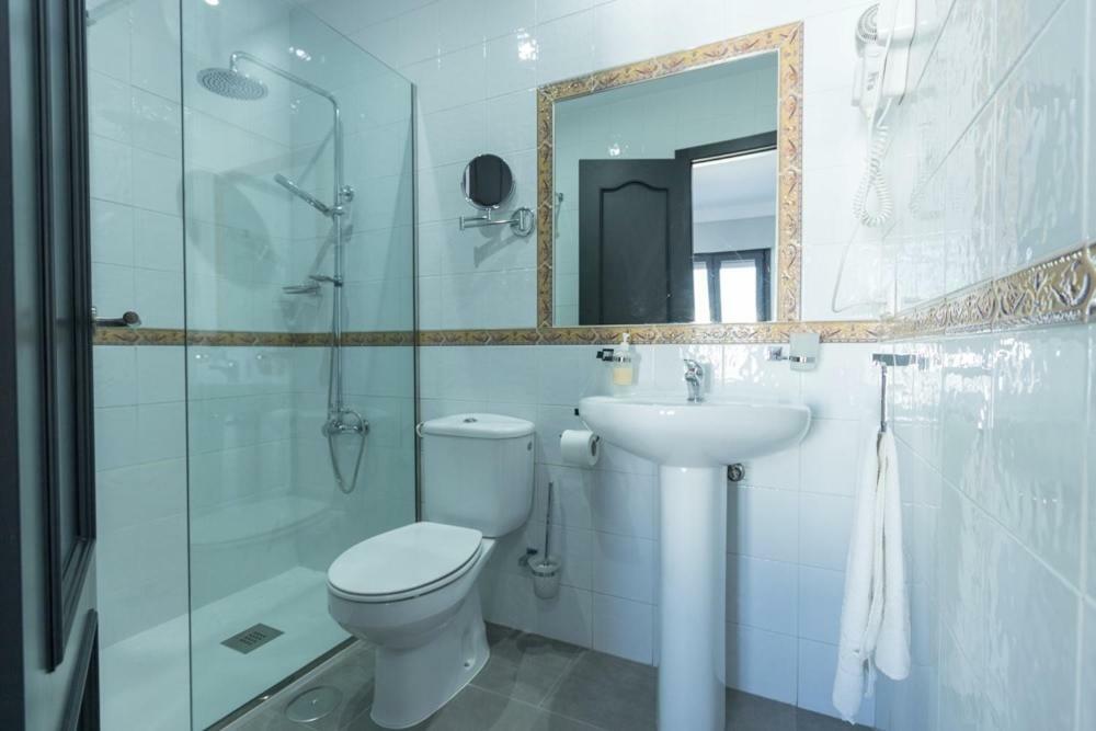 Hostal El Yunque Conil de la Frontera Kültér fotó